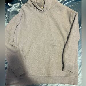 Thick pullover hoodie from Lululemon size:16